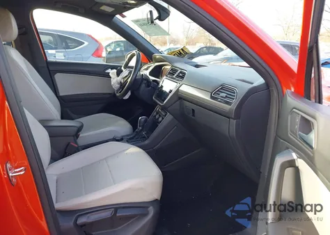 2019 Volkswagen Tiguan 2.0T Se/2.0T Sel/2.0T Sel R-Line/2.0T Sel R-Line Black из США, поврежденный, VIN 3VV2B7AX3KM017366